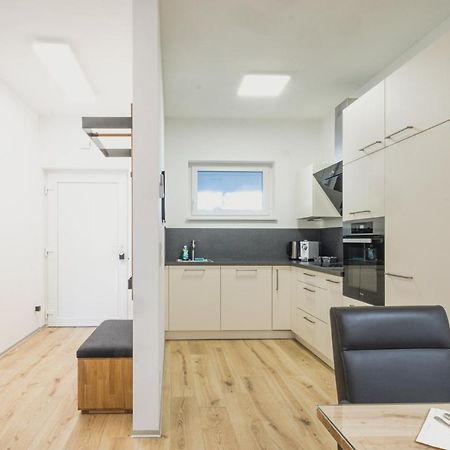Deluxe Apartment Грац Екстер'єр фото